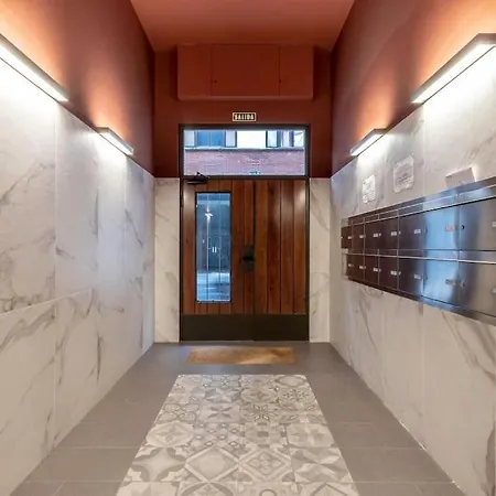 Piso En El Corazon De * بلباو